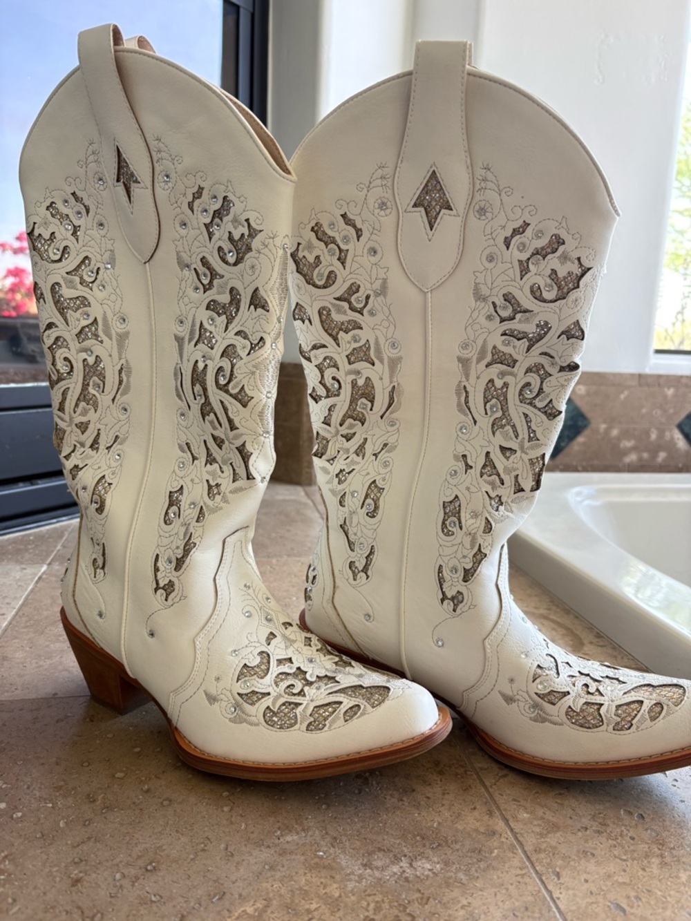 Women's Ivory Embroidered Western Boots - Stylish Cowgirl Look